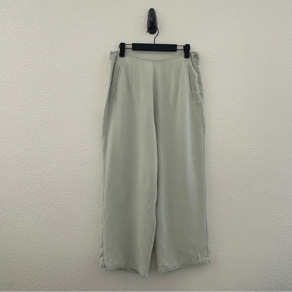 Tommy Bahama Silk Culottes Mint Green Beachy Flowy Coastal Size 10 - Picture 1 of 11